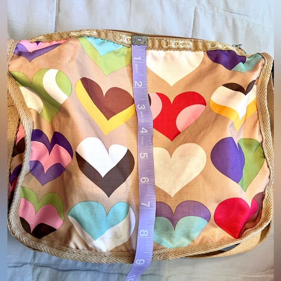 LeSportsac Two Piece Shoulder Cross Body Bag & Coin Purse Pouch Heart Design EUC - Picture 10 of 14
